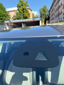 Opel Corsa E 1.4 66kW, rok 2016 automat - 8