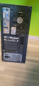 Počítač i5-3570K,gtx 1050Ti + Monitor Philips - 8