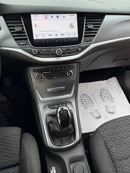 Opel Astra - 8