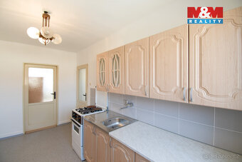 Pronájem bytu 3+1, 70 m², Rožnov pod Radhoštěm, ul.Nám. Míru - 8