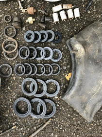 Prodám krabici ND dílů na staré Škoda 100/105/120 - 8