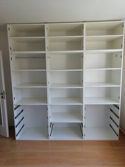Vestavěné skříně všech rozměrů - 8