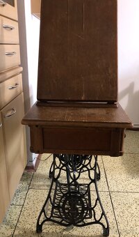 Šicí stroj SINGER - 8