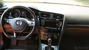 VW Golf - Variant 2.0 TDI Highline - 8