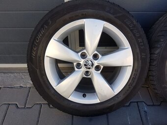 Originál alu kola CARME 6x15" 185/60 Rapid, Fabia III, nově - 8