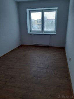 pronájem bytu 3+kk - 8