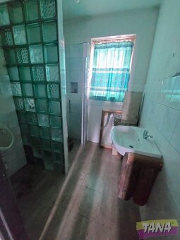 Prodej podílu 1/2 rodinné domy, 180 m2 - Radostná pod Kozáko - 8