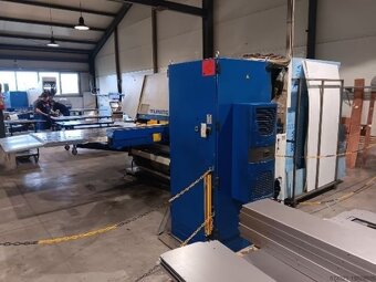 Vysekávací lis TRUMPF TruMatic 1000 R, použitý, z roku 2006. - 8