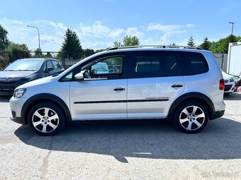 Volkswagen Touran CROSS 2,0 TDI - 8