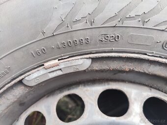 Zimní pneu 5x112 rozměr 215/60/16 - 8