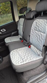 Škoda Roomster SPORT 1.6i 16V 77Kw 2009 - 8