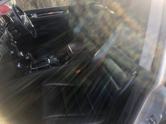 Volkswagen Touareg 3.0 TDI anglie - 8