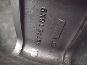 255/55r18 - 8