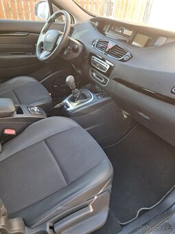 Renault Scenic - 8