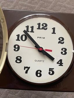 Retro hodiny prim - 8
