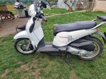 Aprilia Scarabeo 200IE Light - 8
