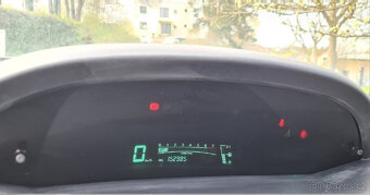 Prodám Toyota Yaris 1.0 51Kw benzín, r.11/06, nová v ČR. - 8