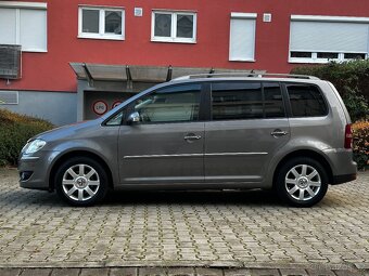 Volkswagen Touran 1.4 TSI 103 kW Highline Navi ParkAssist - 8