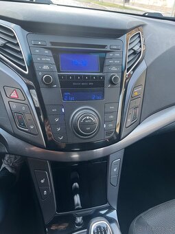 Hyundai i40,130 kW,servisní kniha - 8