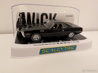 Scalextric autíčka na autodráhu (1:32) - 8