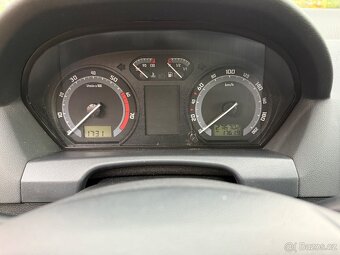 Škoda fabia kombi 1.2 HTP - 8
