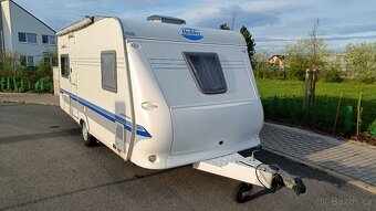 Prodám karavan HOBBY 460 UFE 2003 pro 4 osoby - 8