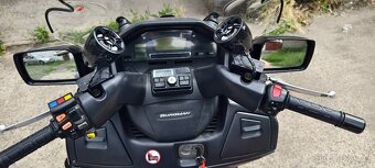 Suzuki Burgman 650 r.v.2003 - 8