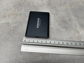 Externí SSD Samsung T5 - 1TB (1000 Gb) + dárky - 8