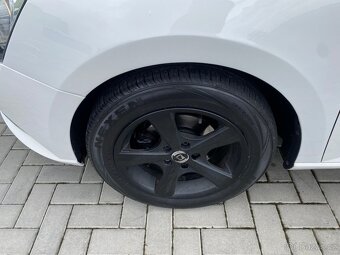 Škoda Fabia, 1.2 TSI 66kW - ALU-PDC-KLIMA-2017 - 8