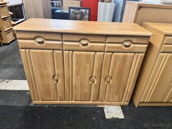 Hezká komoda se šuplíky a dveřmi dekor Buk - 8