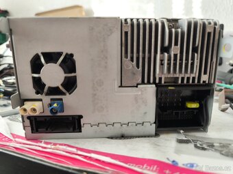 VW RNS510 1T0035680B aktualizované - 8