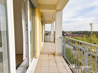 Pronájem 2+kk, Praha-Řeporyje, Wiesenthalova - 8