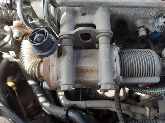 Opel Vectra C 2006 1,9DTI 88kW Z19DT - DILY, VICE VOZU SKLAD - 8