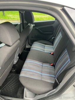 Ford focus 1.6 85kw 2008 - 8