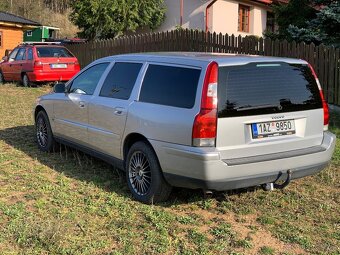 Volvo V70 2.5T AWD Automat – pětiválec, pojízdné, 275000tkm - 8