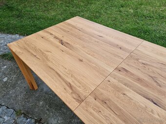 Nový rozkládací masivní dubový stůl - 8