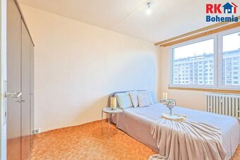 Pronájem bytu 3+1 s lodžií v Praze 8 - Kobylisích, v ulici Š - 8