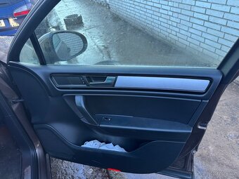 VW Touareg 3.0TDI 180KW 4X4 - 8