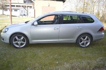VW Golf 6 combi 2,0 103 kw Panorama Kůže Highline - 8
