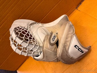 SET LAPAČKA A VYRÁŽEČKA CCM AXIS/ 2 REEBOK 28 - 8