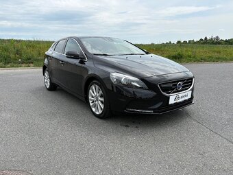 Volvo V40 D4 AUT/Polestar - 147 kW/servis. kn./v ČR-1. maj. - 8