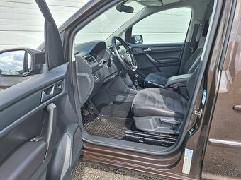 VW Caddy 4x4 tažné Highline - 8