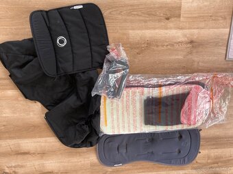 Kočárek Bugaboo 2 + příslušenství - 8