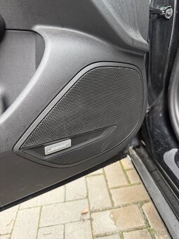 Opel Insignia 2.0 CDTI 154 kW 4x4 Automat, 2018–plná výbava - 8