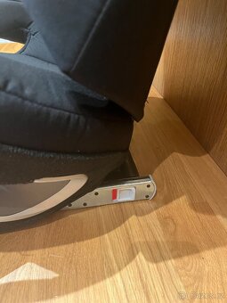 cybex Z fix solution 15-36kg - 8