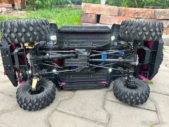 ZÁNOVNÍ - Traxxas TRX-4 Defender komplet set v tuningu - 8