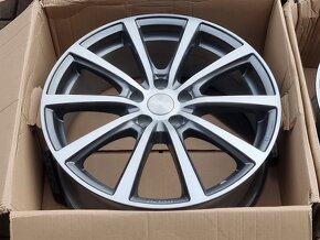 sada německých alu BROCK B32 7,5x19" 5x112 ET51 R19 - 8