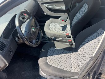 ŠKODA FABIA KOMBI 1.2HTP KLIMATIZACE - 8
