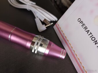 Elektrické pero Dermapen Microneedling proti stárnutí - 8