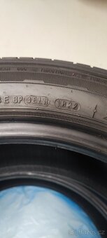 235/55/18 Nexen Roadian CTX, DOT 1822, 7.8mm-6.3mm. - 8